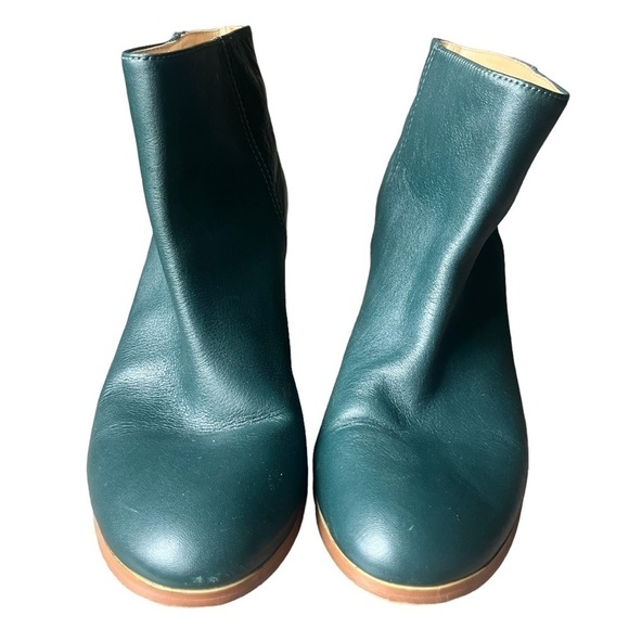 JOE FRESH green Leather Heeled Booties Size 8. - Picture 3 of 9
